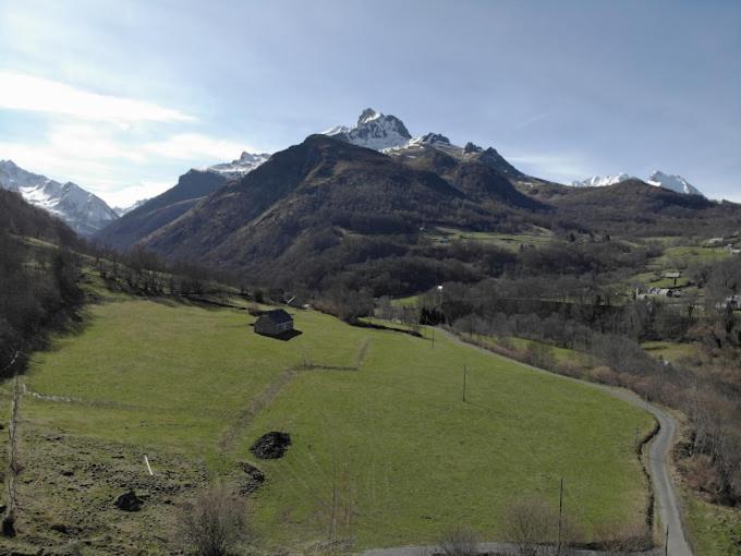Aux D'Estaing Croises, Gite De Montagne Accessible A Tous 外观 照片