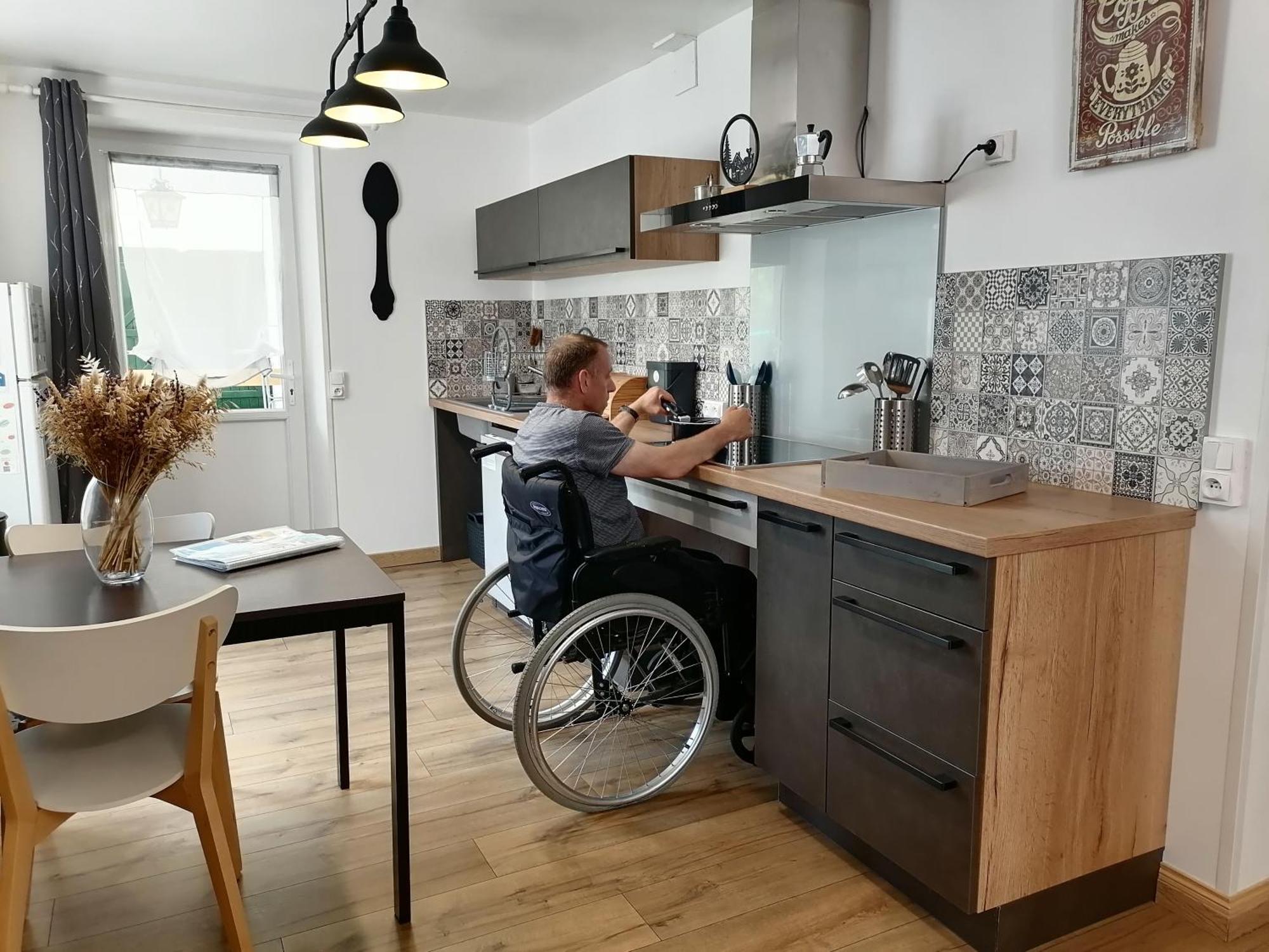 Aux D'Estaing Croises, Gite De Montagne Accessible A Tous 外观 照片